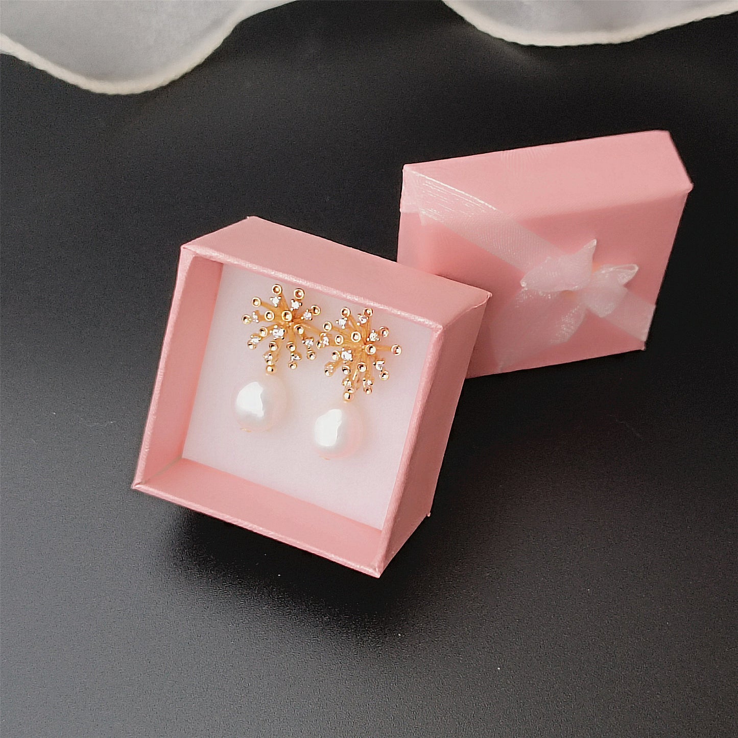 Natürliche Süßwasser-Barockperlen-Ohrringe, tägliches Tragen, 14 K GF CZ, Blumen-Ohrstecker, baumelnde Ohrringe