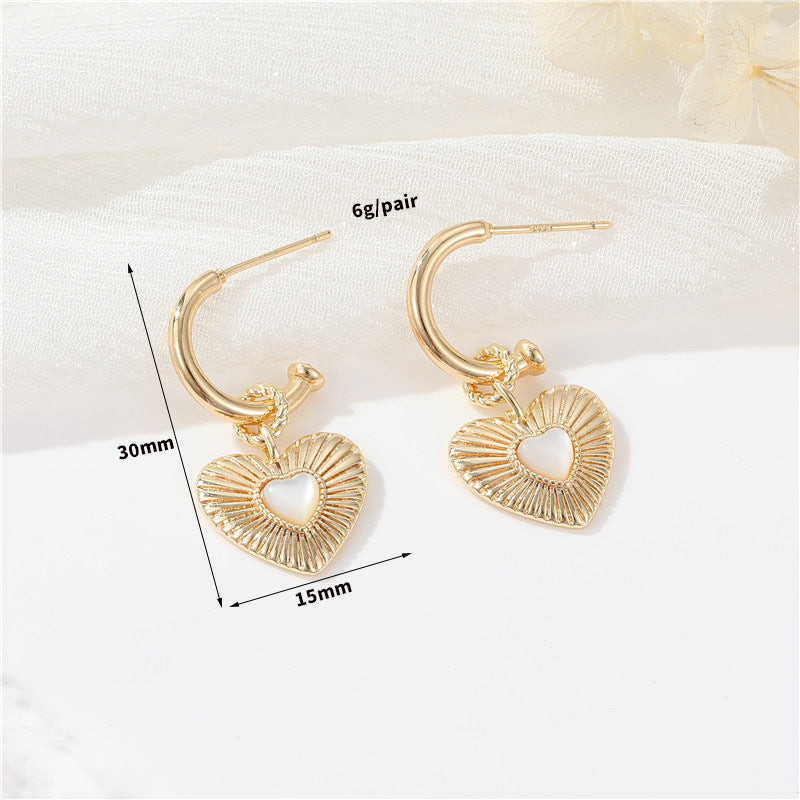 Boucles d'oreilles à 4 clous en forme de cœur, ornées de coquillages en strass, 14 carats GF