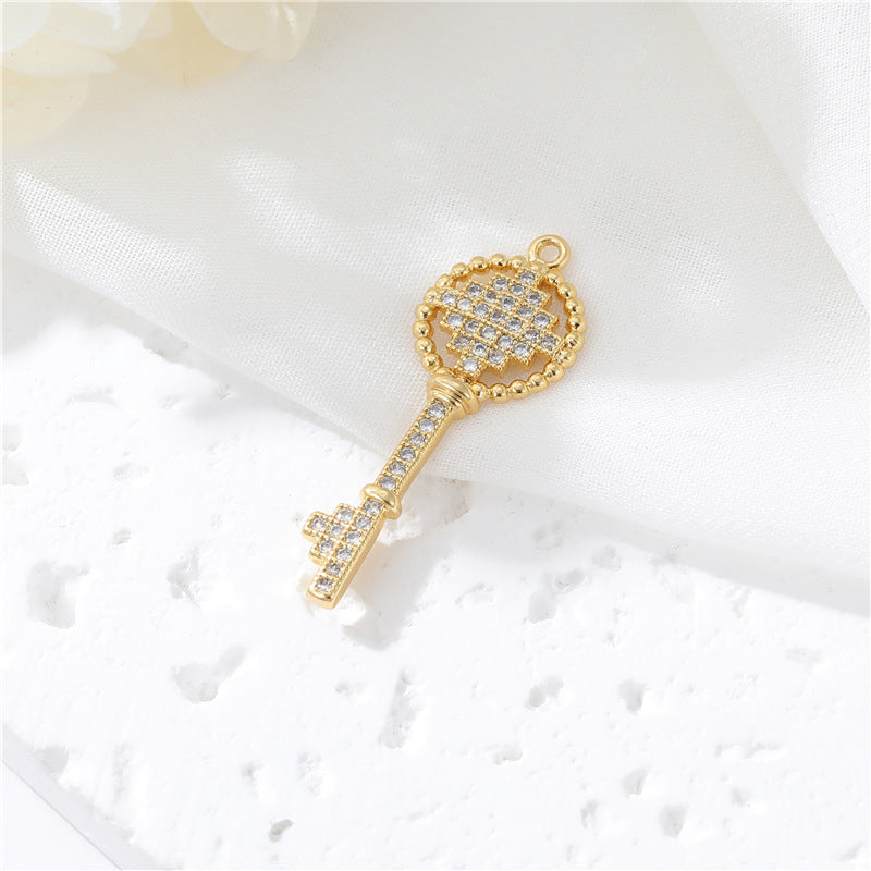 2 coeur carré Davidstar papillon goutte d'eau clé pendentif à breloque strass embelli 14K GF
