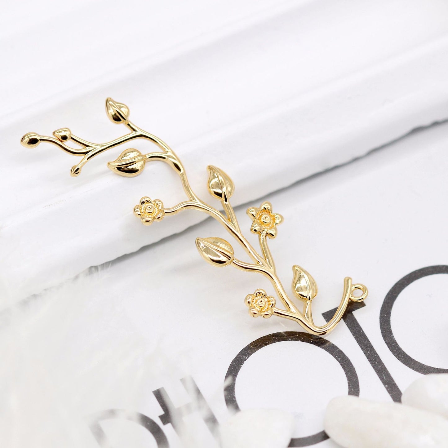 Pendentif à breloque 2 branches florales 14K GF