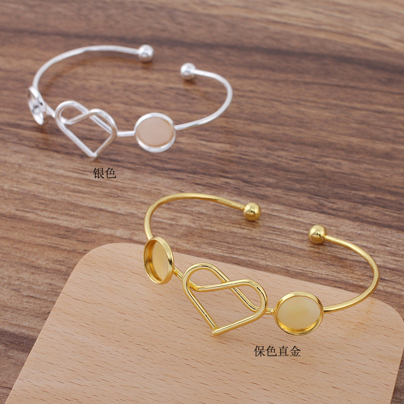 Bracelet à cercle ouvert en forme de cœur enveloppé de fil de coupe à 5 bords unis, 18KGP, cabochon rond de 12mm, Base vierge, réglage de pièces de pierres précieuses