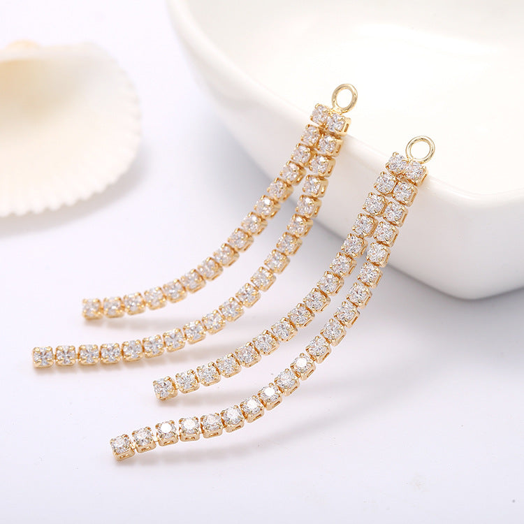 Pendentif à breloque pompon chaîne à 2 griffes orné de strass 14K GF