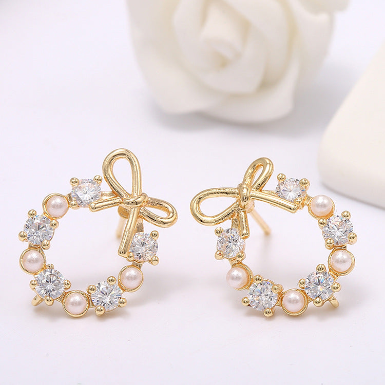 Boucles d'oreilles à tige en forme de cercle avec 4 nœuds papillon, ornées de strass et de perles 14 carats GF
