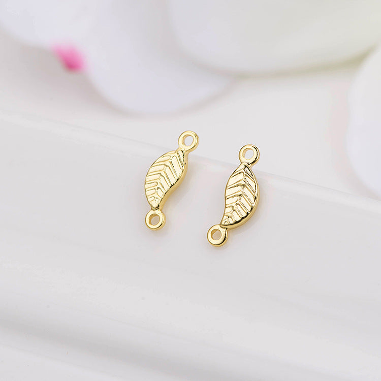 10 Connecteur de charme de petite feuille à double boucle 14K GF