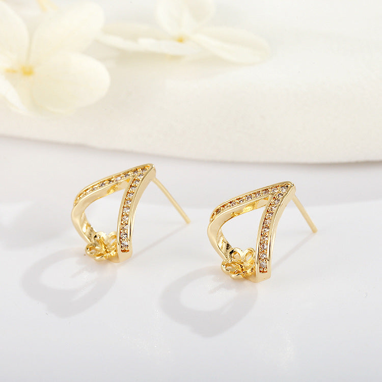 4 florale Kreis-Ohrstecker mit Öse, 14-Karat-GF-Strassverzierung