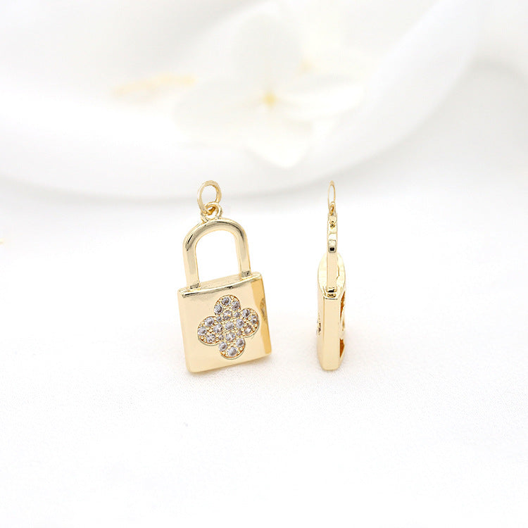 2 pendentifs à breloques à serrure florale ornés de strass 14K GF
