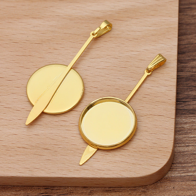 100 pendentif à breloque flèche 18KGP 20mm cabochon rond Base vierge réglage de la pièce de pierre précieuse