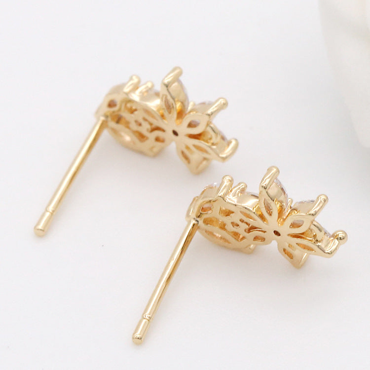 4 florale Kreis-Ohrstecker mit Öse, 14-Karat-GF-Strassverzierung