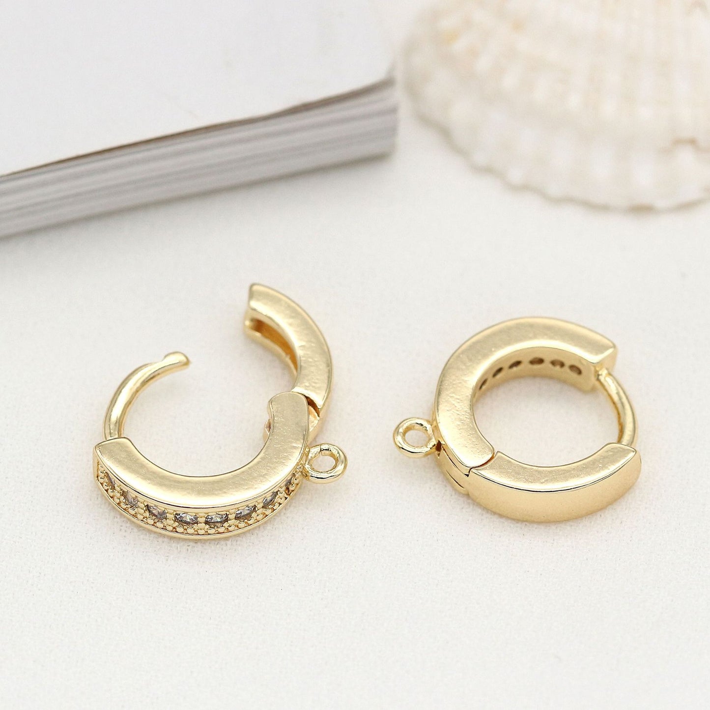 4 boucles d'oreilles créoles rondes avec boucle ornées de strass 14K GF Earing