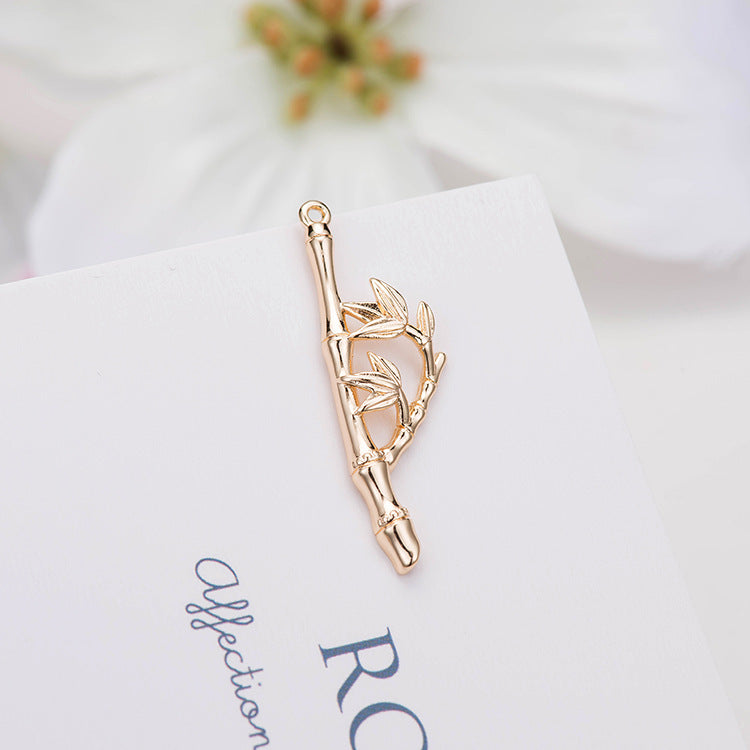 10 Bambuszweig-Charm-Anhänger 14K GF
