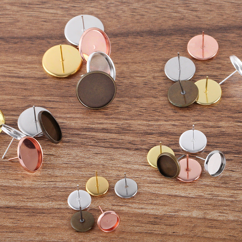 100 boucles d'oreilles à tige avec lunette à bord uni, 18KGP, 8mm, 10mm, 12mm, 14mm, 16mm, cabochon rond, Base vierge, réglage de pièces de pierres précieuses