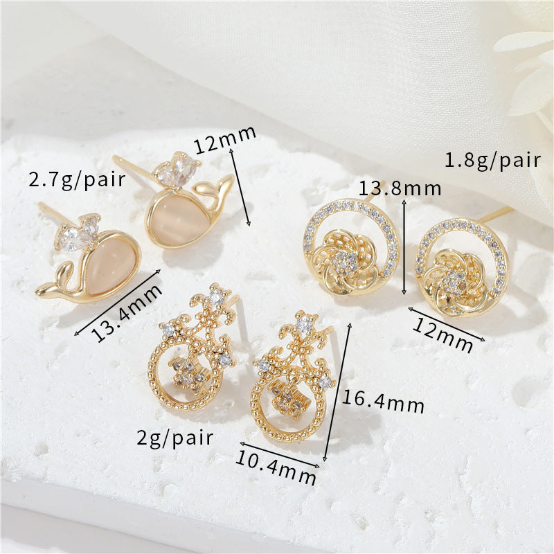 Boucles d'oreilles à tige florales à 4 baleines, ornées de strass GF 14 carats