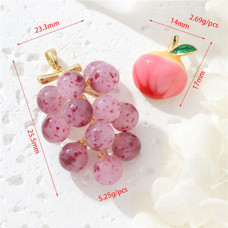 Pendentif charme pêche 2 raisins résine 14K GF