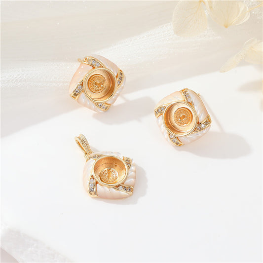 2 pendentifs à breloque carrés boucles d'oreilles clous d'oreilles coquille strass embelli 14K GF perle semi-percée perle vierge