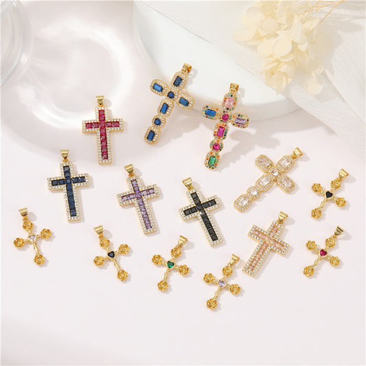 Pendentif à breloque 2 croix orné de strass 14K GF