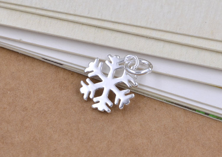 Pendentif à breloque petit flocon de neige en argent sterling S925