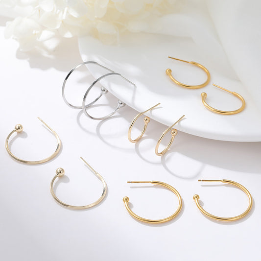 4 boucles d'oreilles à tige unies en demi-cercle avec extrémité en perle 14 carats GF
