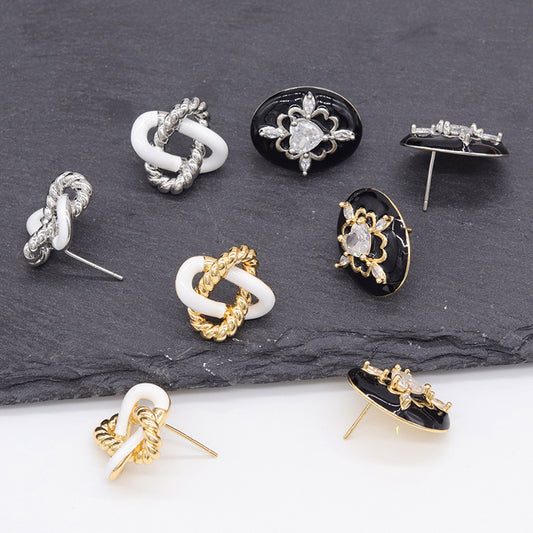 Boucles d'oreilles à tige florale à 4 nœuds, émail époxy 14K GF, ornées de strass