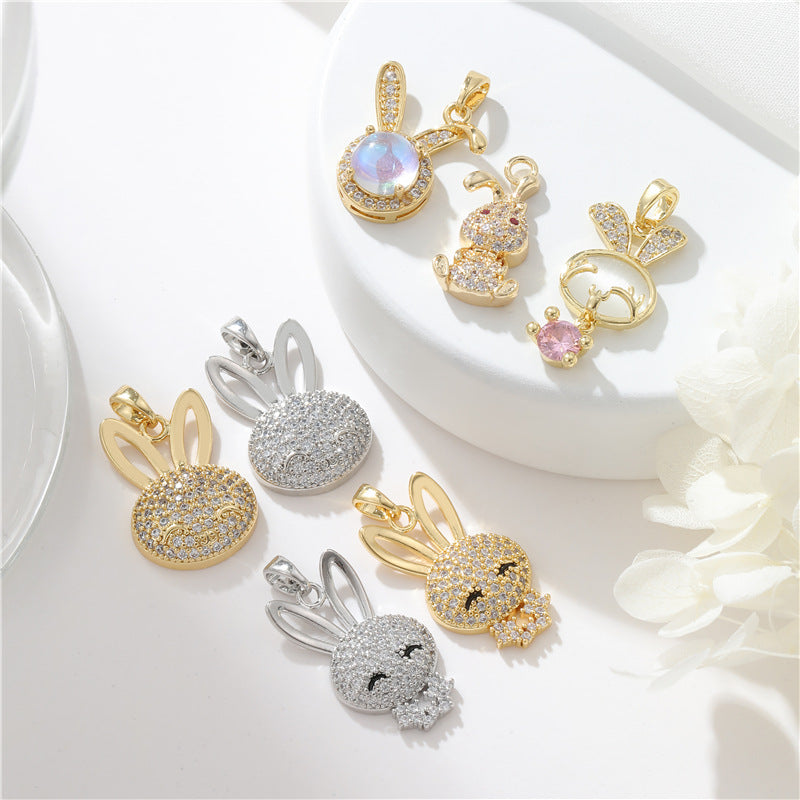 2 pendentifs à breloques lapin ornés de strass 14K GF