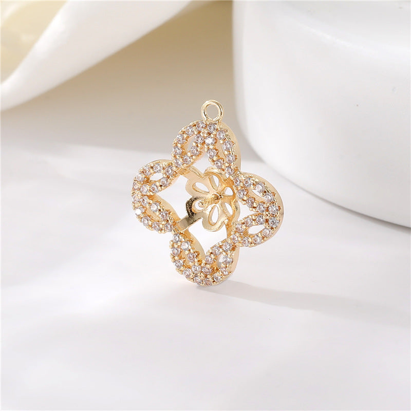 2 pendentifs à breloque florale creuse ornés de strass 14K GF