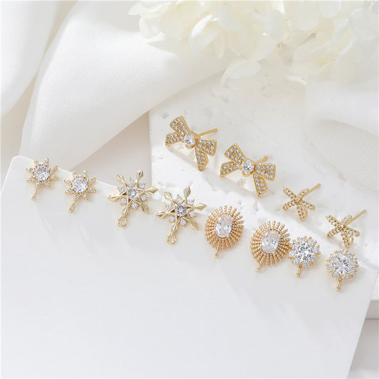 Boucles d'oreilles à tige florales en forme de flocon de neige 4 étoiles avec boucles d'oreilles GF 14 carats ornées de strass