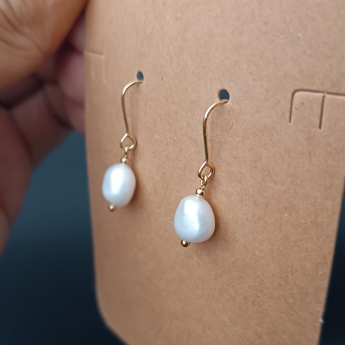 Natürliche Süßwasser-Barockperlen-Ohrringe, tägliches Tragen, 14 Karat GF, schlichte Ohrhaken-Ohrhänger