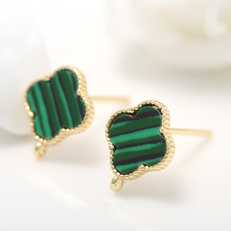 Boucles d'oreilles à tige florales à 4 croix avec boucle d'oreille ornée de coquille 14 carats GF