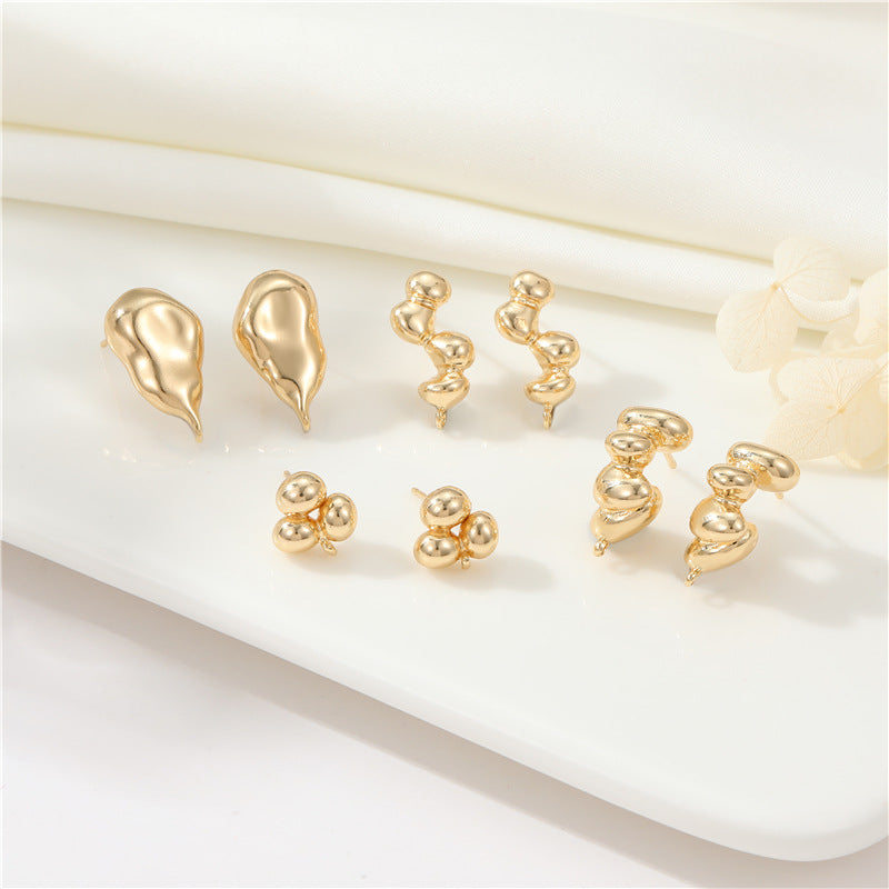 4 boucles d'oreilles à tige en perles avec boucle d'oreille 14K GF