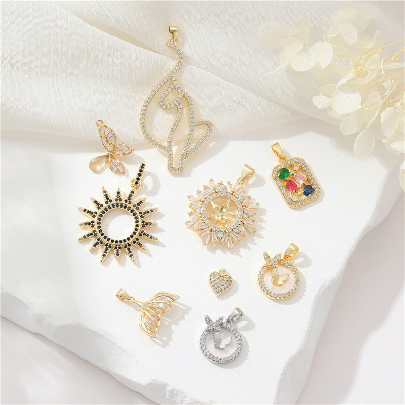 2 Blumen Katze Sonne Schmetterling Herz Meerjungfrau Rechteck Charm Anhänger Strass verziert 14K GF