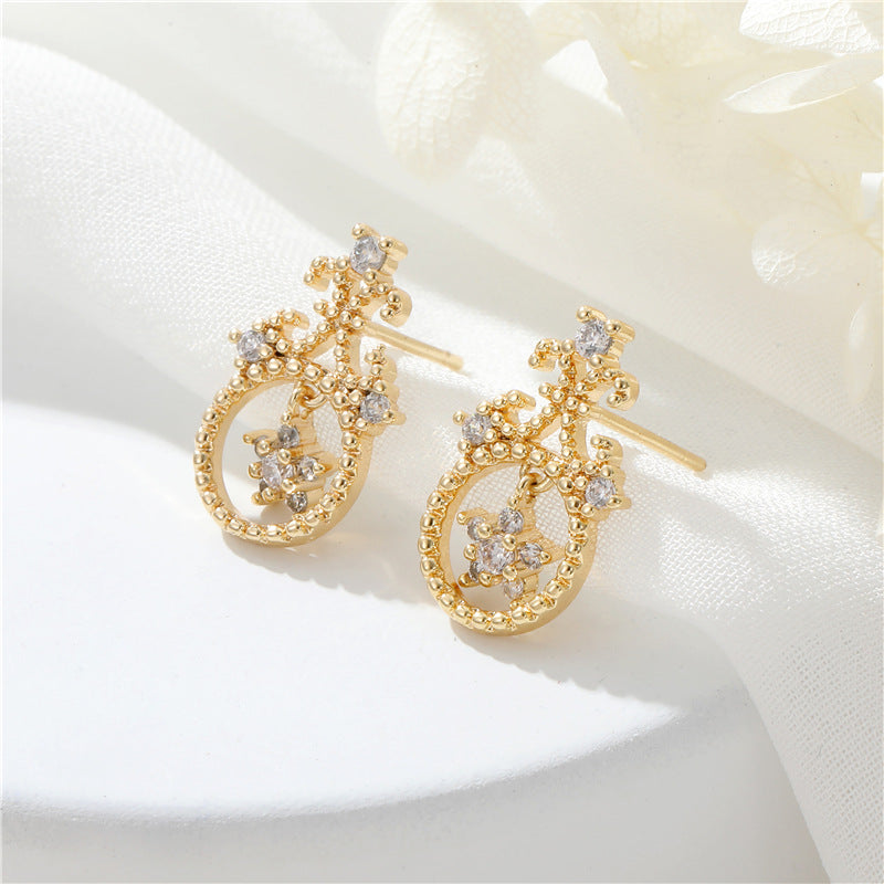 Boucles d'oreilles à tige florales à 4 baleines, ornées de strass GF 14 carats