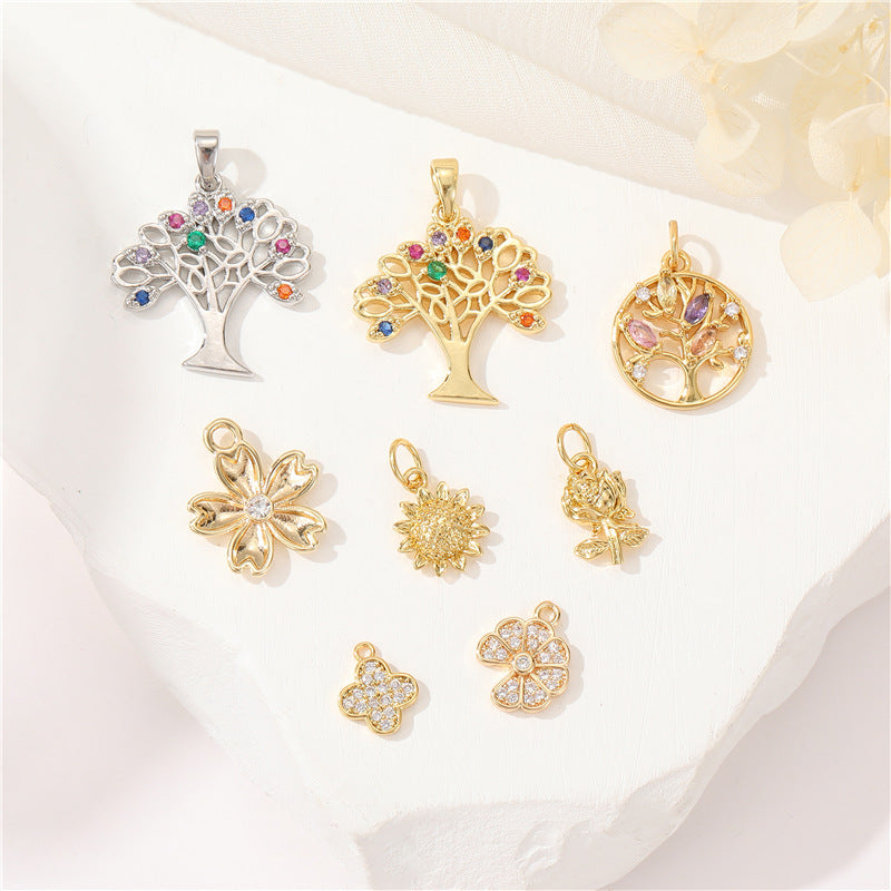 2 Blumen-Charm-Anhänger mit orangefarbener Baumrose, Strassverzierung, 14-karätiges GF