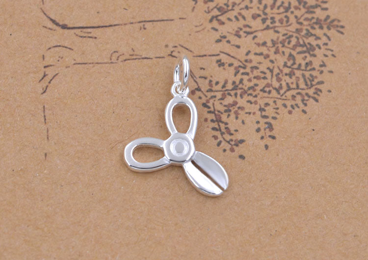 Pendentif à breloque en argent sterling avec petits ciseaux S925