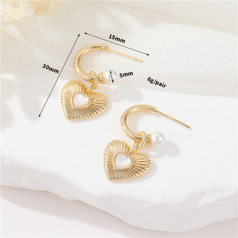 Boucles d'oreilles à 4 clous en forme de cœur, ornées de coquillages en strass, 14 carats GF