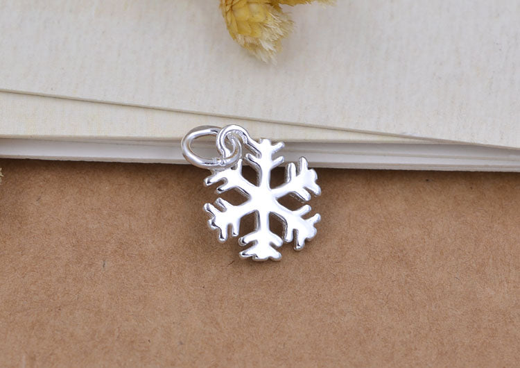 Pendentif à breloque petit flocon de neige en argent sterling S925