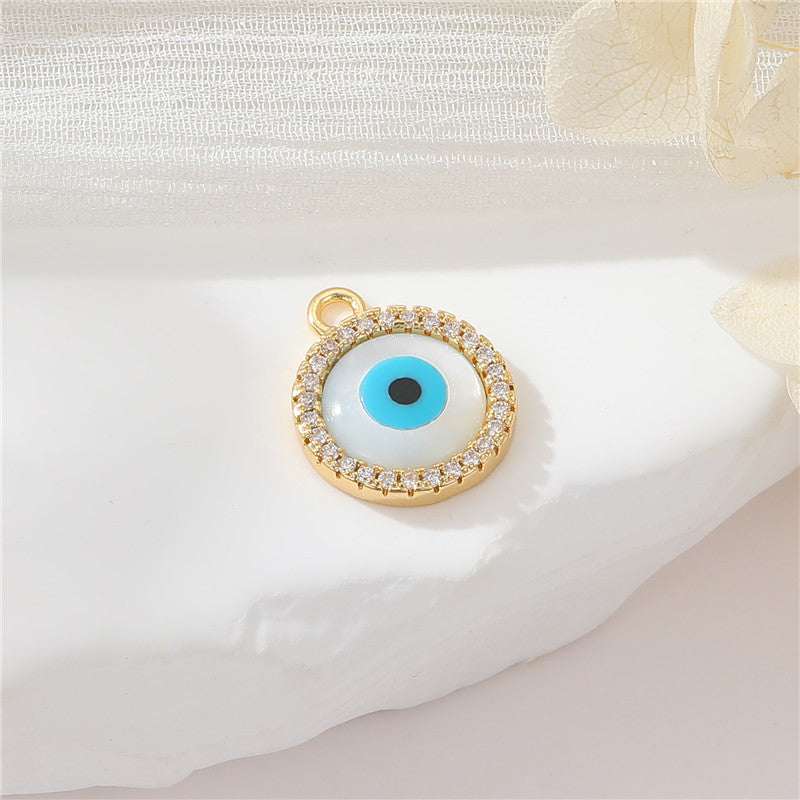 2 Kreuz Hand Rundes Auge Blumen Herz Schmetterling Charm Anhänger Harz Strass verziert 14K GF