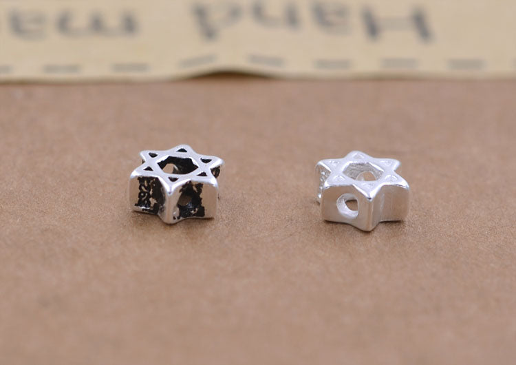 Pendentif à breloque hexagonale minuscule en argent sterling, perle d'espacement à trou traversant, recherche S925