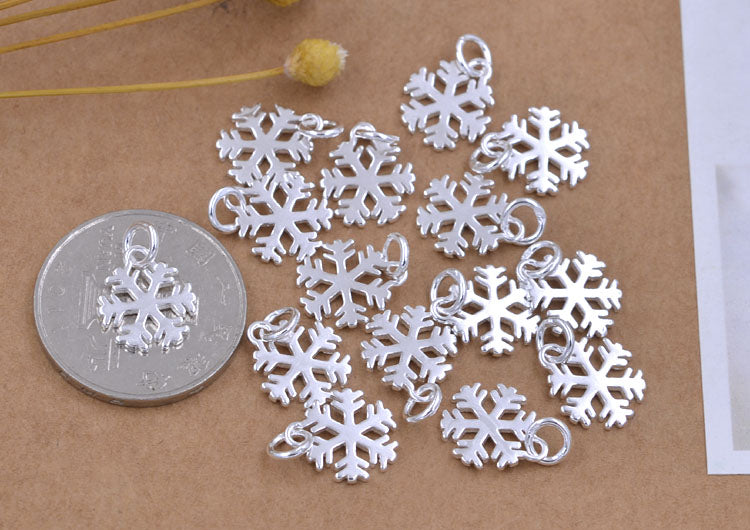 Pendentif à breloque petit flocon de neige en argent sterling S925