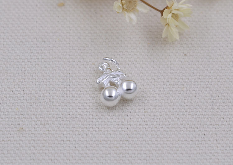 Pendentif à breloque petite cerise en argent sterling S925