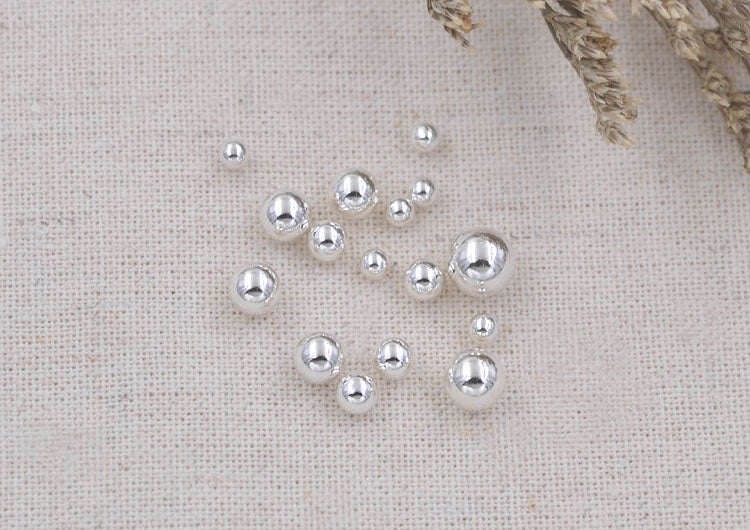 Perle ronde brillante de 4 mm en argent sterling S925