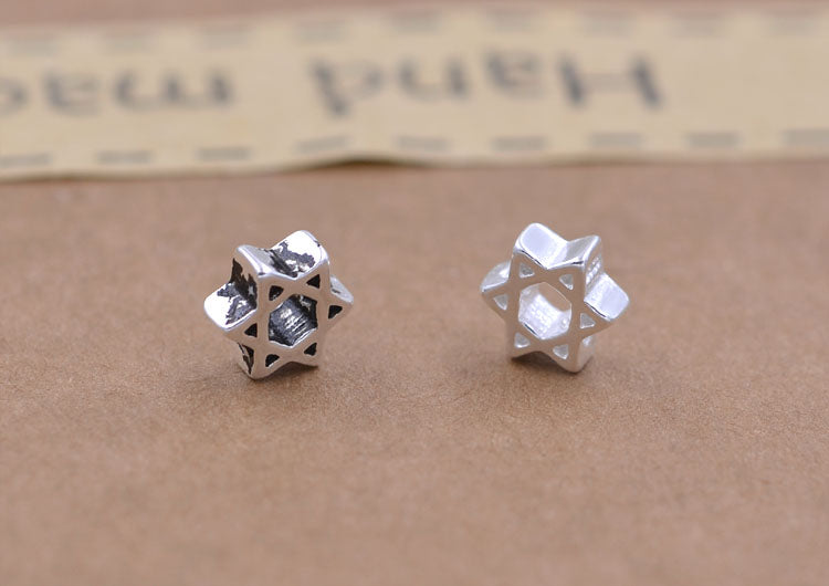 Pendentif à breloque hexagonale minuscule en argent sterling, perle d'espacement à trou traversant, recherche S925