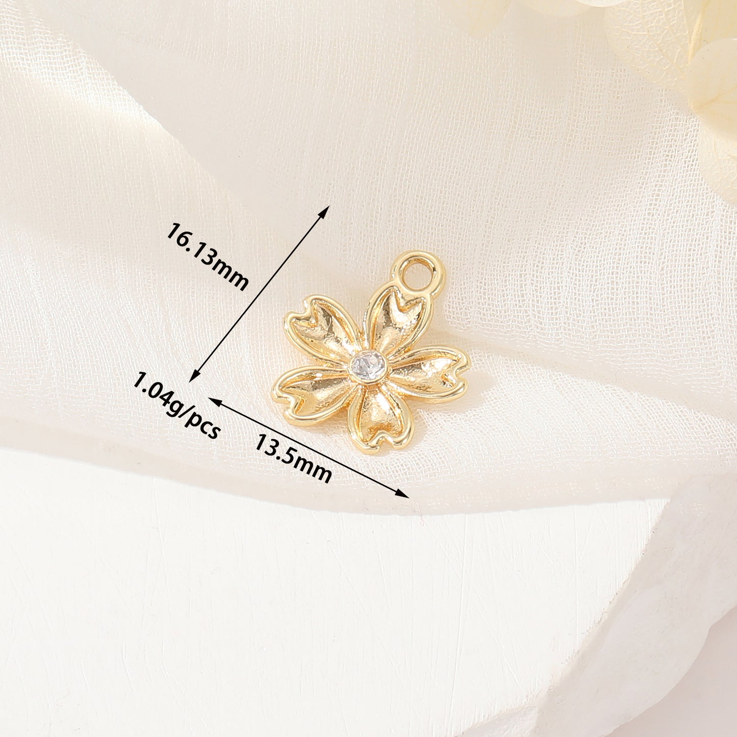 2 Blumen-Charm-Anhänger mit orangefarbener Baumrose, Strassverzierung, 14-karätiges GF