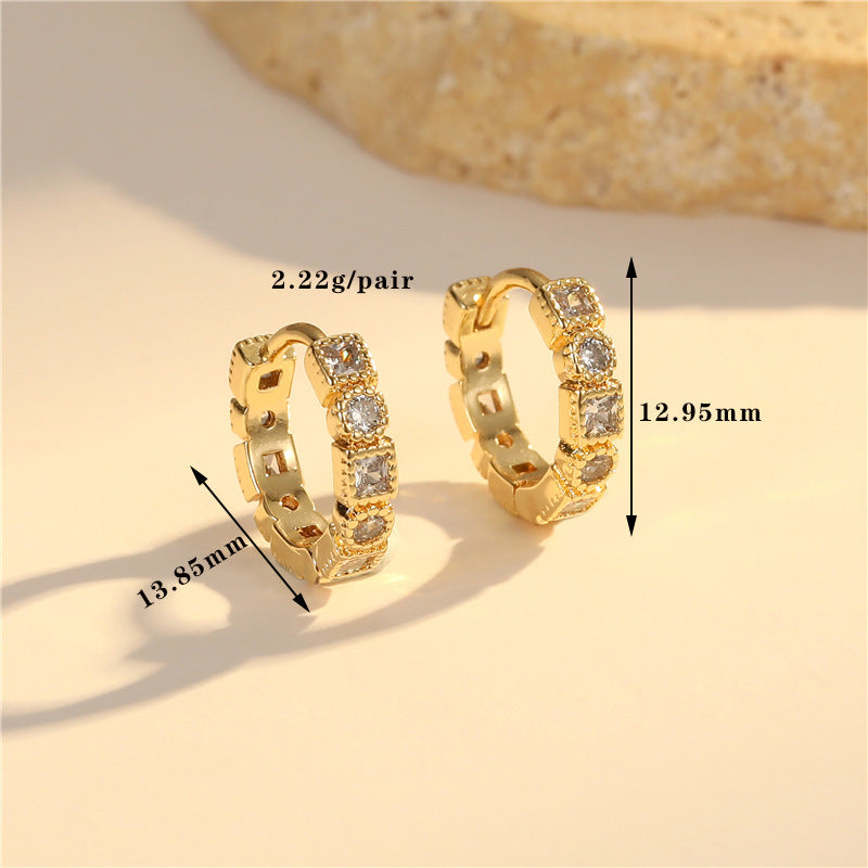 Boucles d'oreilles créoles à grille 4 étoiles ornées de strass 14K GF