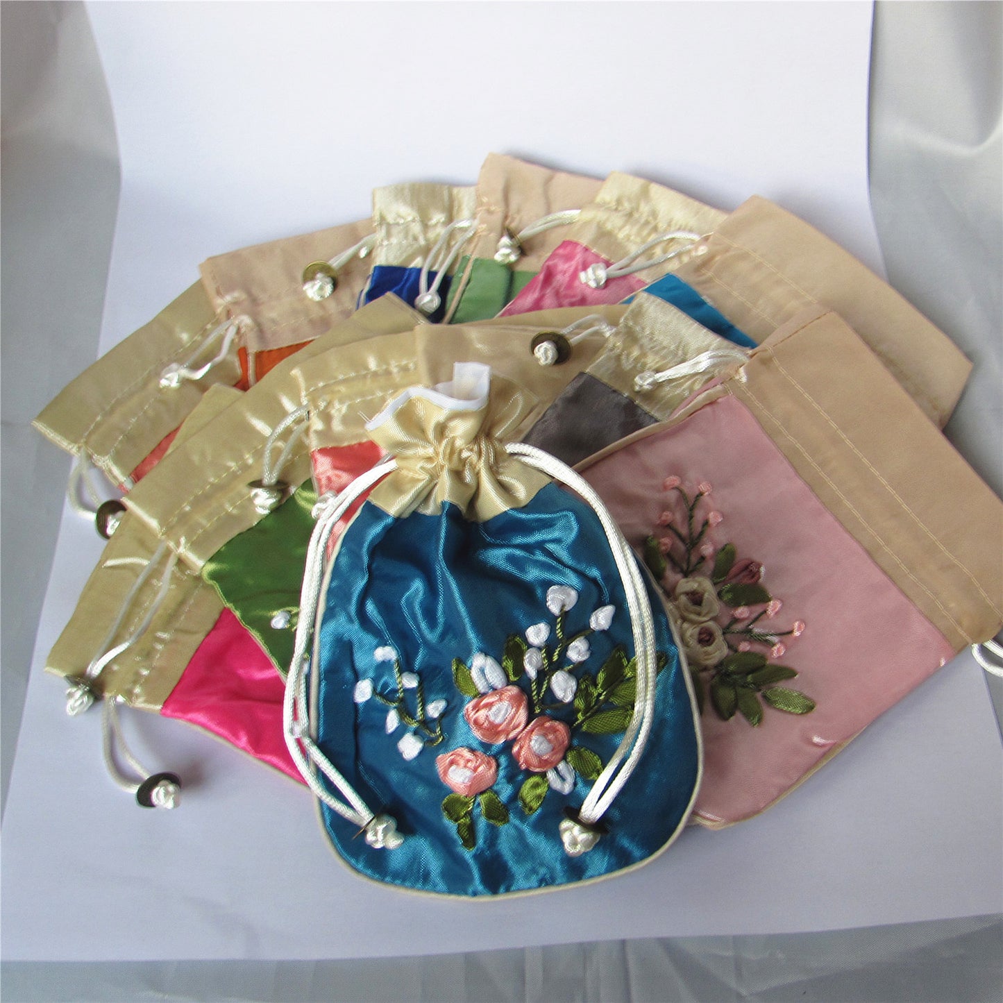 5x6" Hand Embroidery Silk Rosary Bag Pouch Pocket Money Coin Bag Drawstring Grab Amulet Bag Traditional Packaging for Jewelry Gift