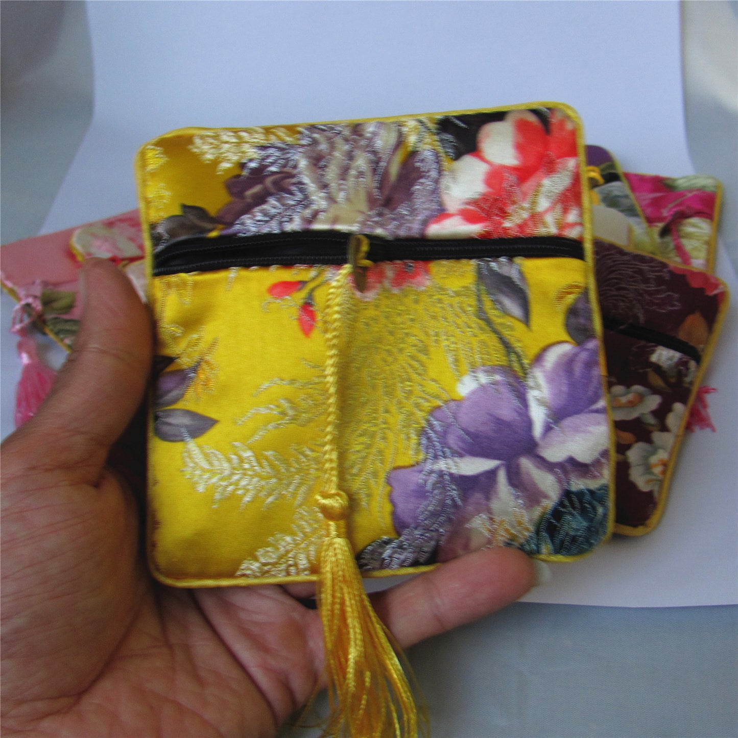 4x4" Colorful Floral Chinese Silk Pouch Pocket Money Coin Bag with Zip Grab Bag Rosary Bead Traditional Packaging Bags for Jewelry Gift