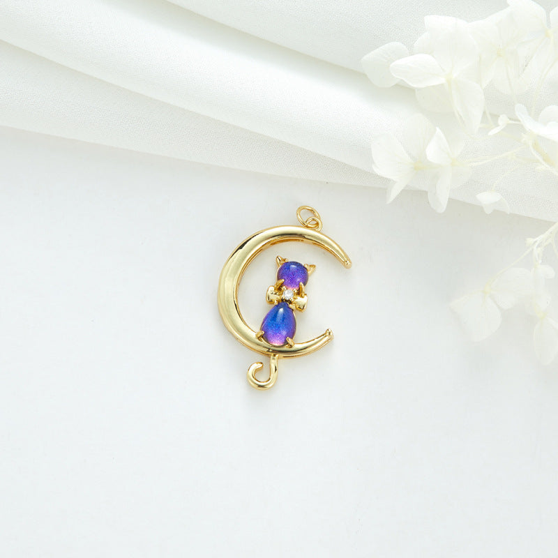 2 Cateye-Steine, Astronaut auf Mond, Rakete, Schwan, Katze, Charm-Anhänger, Harz, Strass, verziert, 14 K GF