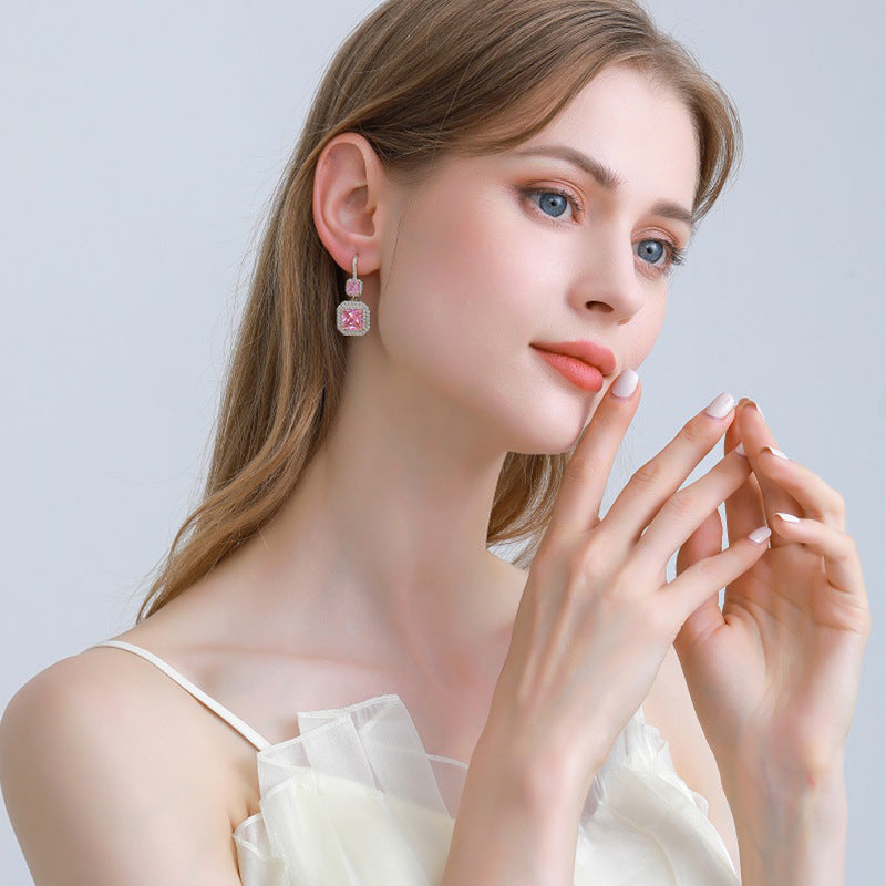 4 boucles d'oreilles à crochet à breloques carrées ornées de strass 14K GF Earing