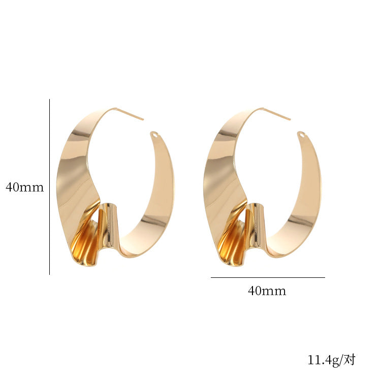 4 boucles d'oreilles à tige incurvées martelées en cercle ouvert 14K GF Earing