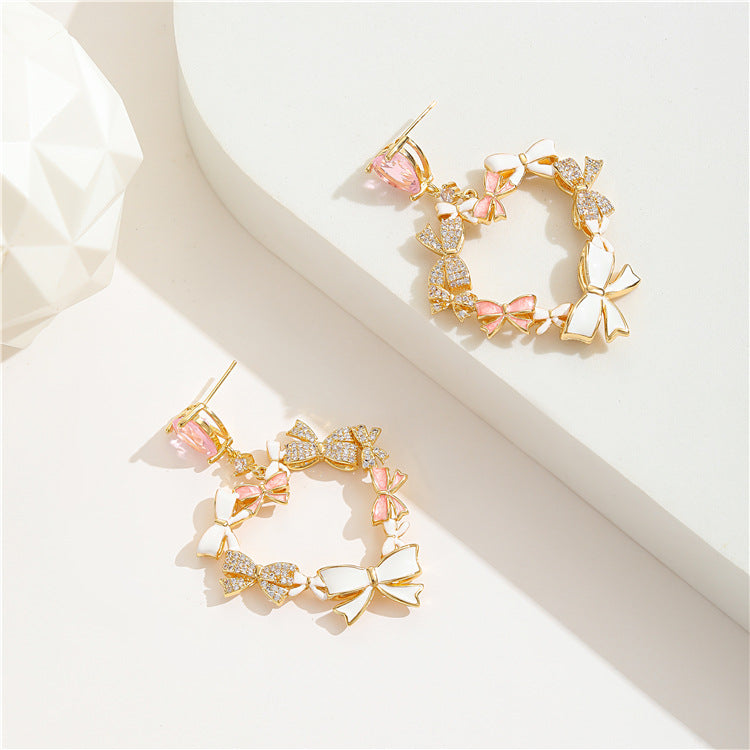 4 boucles d'oreilles à breloques en forme de cœur avec nœud papillon ornées de strass 14K GF