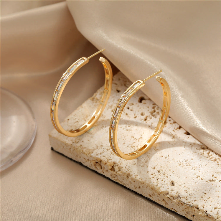 4 boucles d'oreilles à tige en grille semi-circulaire ornées de strass 14K GF Earing