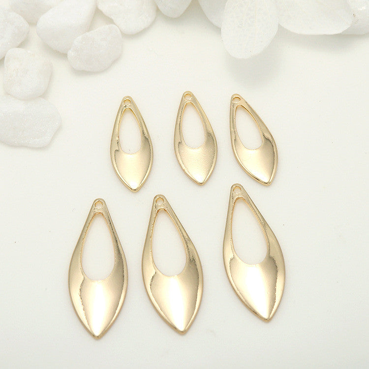 20 Tiny Curved Waterdrop Piece Charm Pendant 14K GF